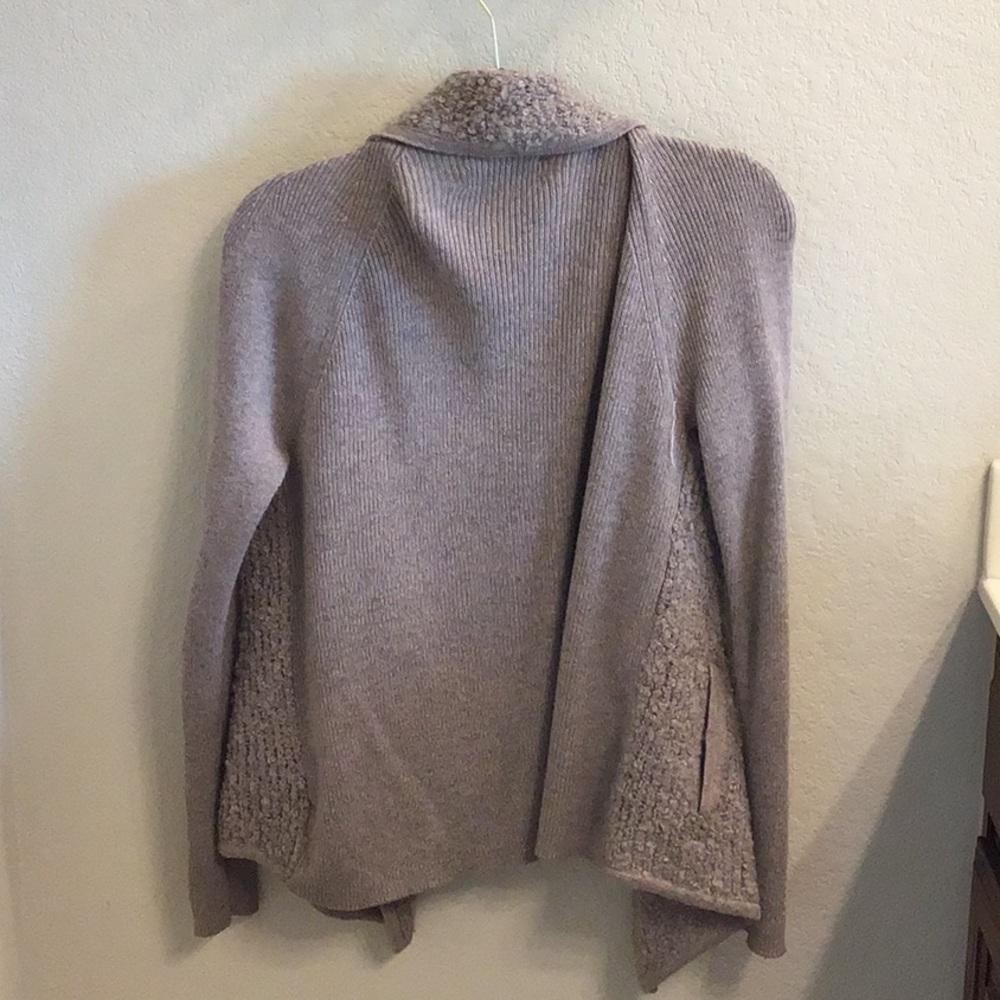 LOFT Cardigan - Picture 2 of 2